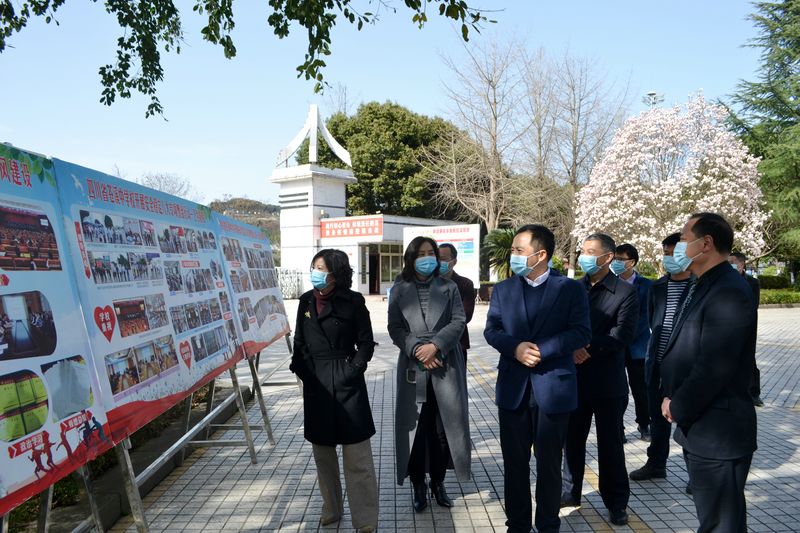 谢龙飞检查指导我校开学疫情防控工作