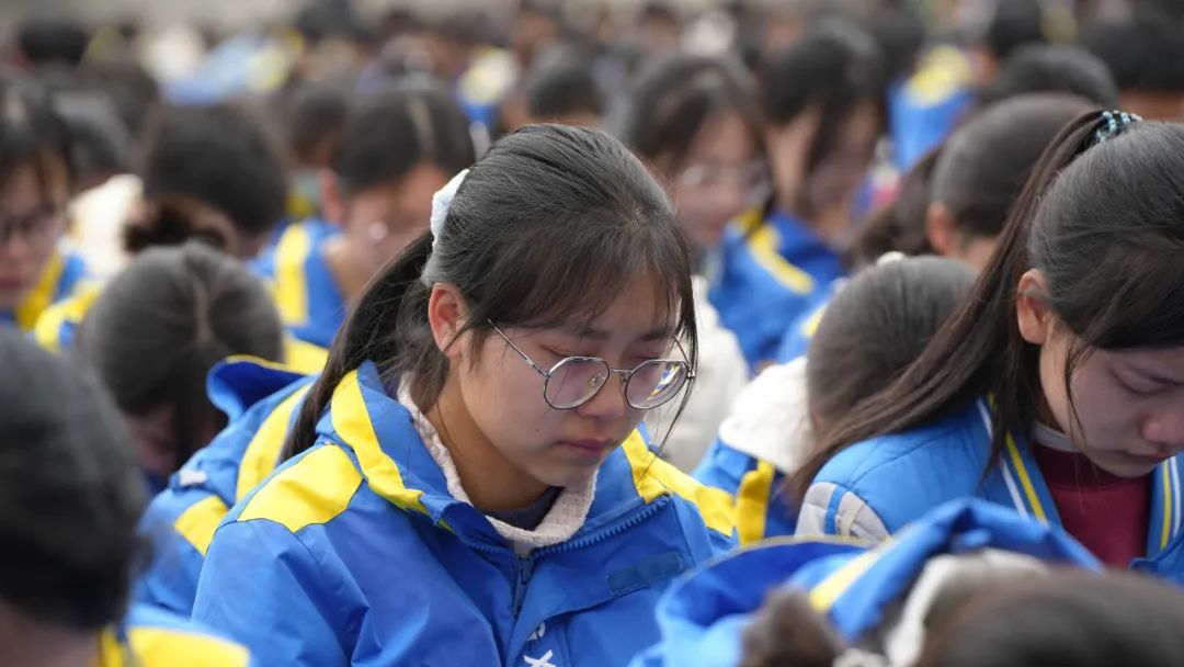 苍溪中学校服图片图片