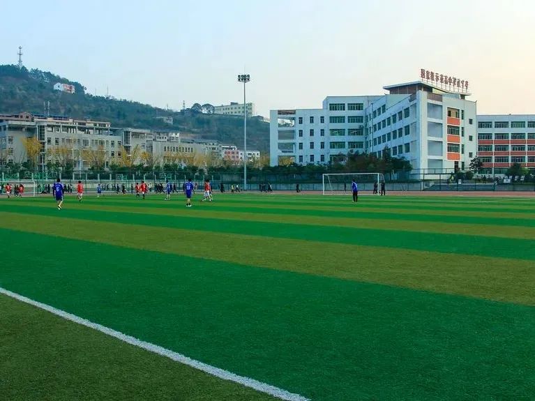 芳华百廿再续弦歌五定格苍溪中学百廿魅力瞬间