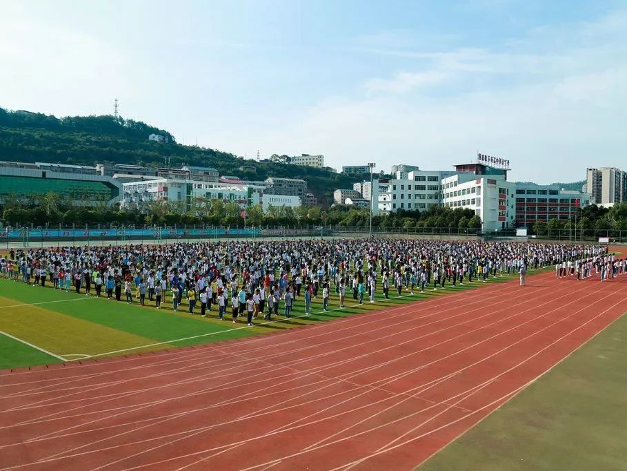 芳华百廿再续弦歌五定格苍溪中学百廿魅力瞬间