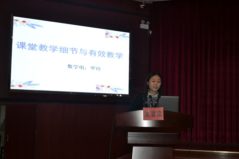 罗玲1.JPG